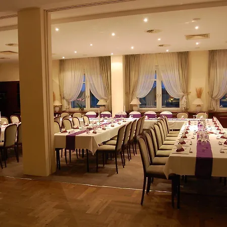 Hotel Ziegenkrug Rostocker Tor Lambrechtshagen