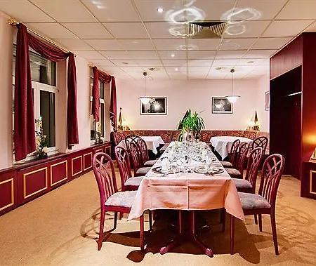 Ziegenkrug Rostocker Tor Hotel Lambrechtshagen