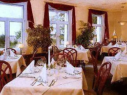 Hotel Ziegenkrug Rostocker Tor 3*