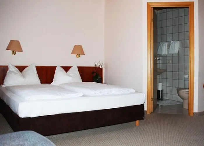 Ziegenkrug Rostocker Tor Отель 3*